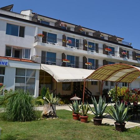 Hotel Jasmine Byala  Exterior foto